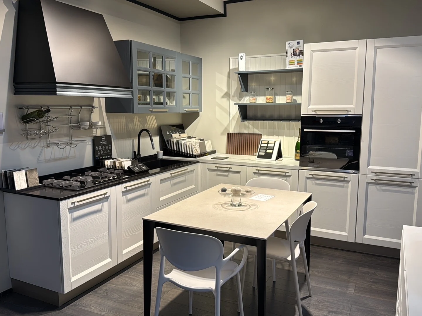 Cucina classica in esposizione